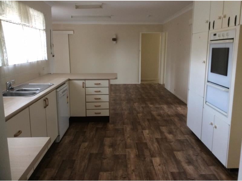 3 KABLE ROAD, Bradbury NSW 2560