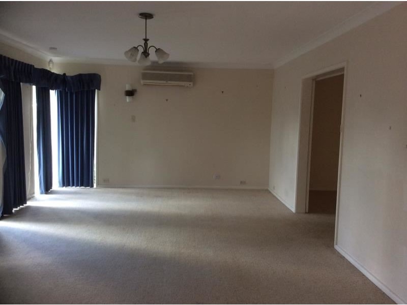 3 KABLE ROAD, Bradbury NSW 2560