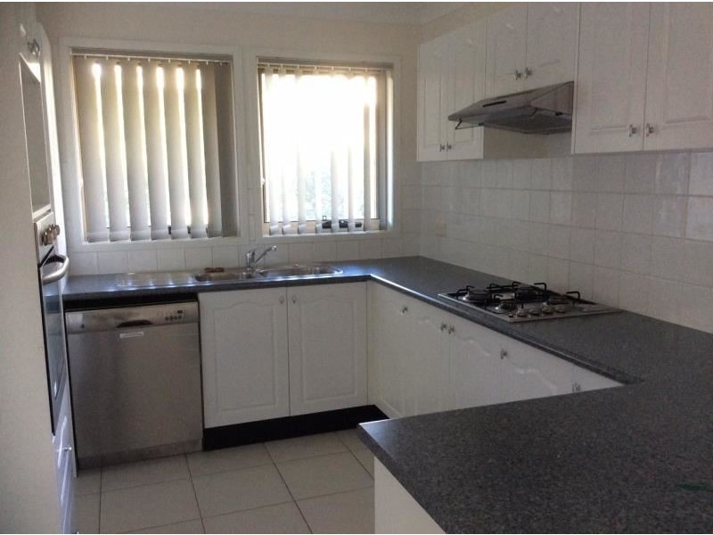 10 Balboa Street, Campbelltown NSW 2560