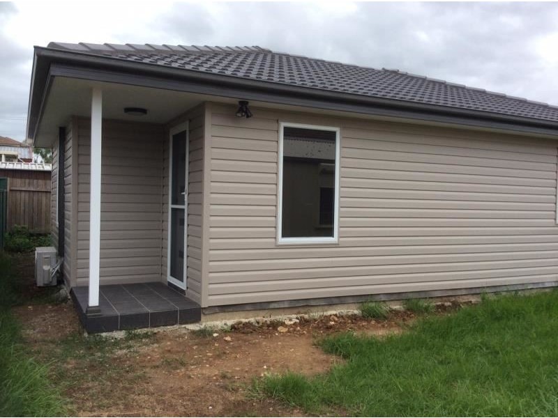 31A Fuchsia Crecent, Macquarie Fields NSW 2564