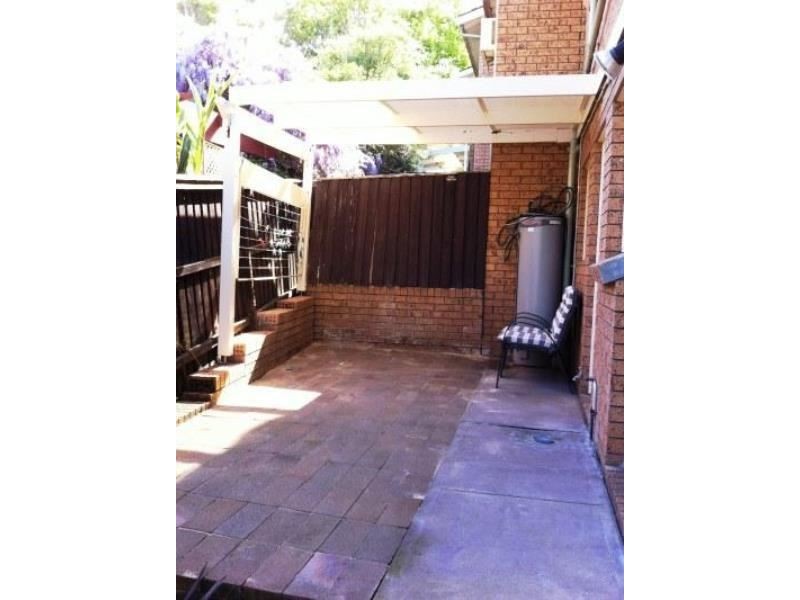 2/15 Alpha Road, Camden NSW 2570