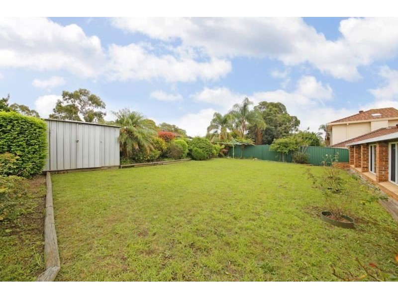 16 AQUAMARINE DRIVE, Eagle Vale NSW 2558
