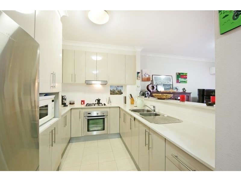 28/7-9 King Street, Campbelltown NSW 2560