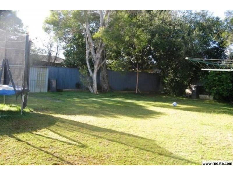 28 Bocking Avenue, Bradbury NSW 2560