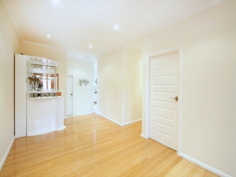32A HILLTOP CRESCENT, Campbelltown NSW 2560