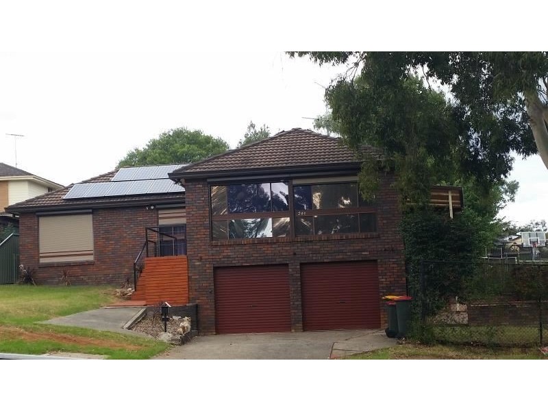 246 St Johns Rd Bradbury, Bradbury NSW 2560