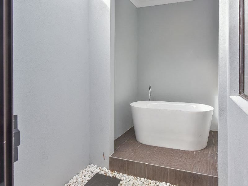246 St Johns Rd Bradbury, Bradbury NSW 2560