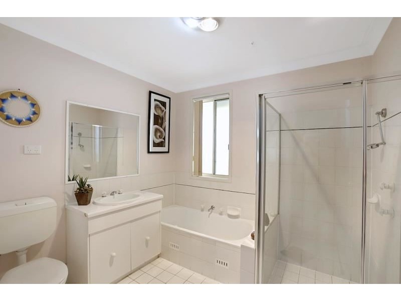 9 Cusack Close, St Helens Park NSW 2560