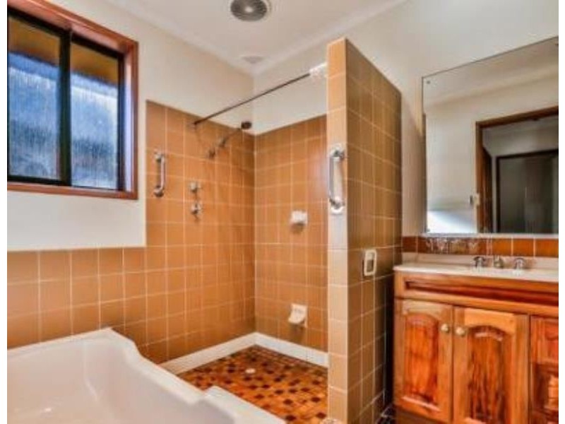 1 Nambucca Street, Ruse NSW 2560