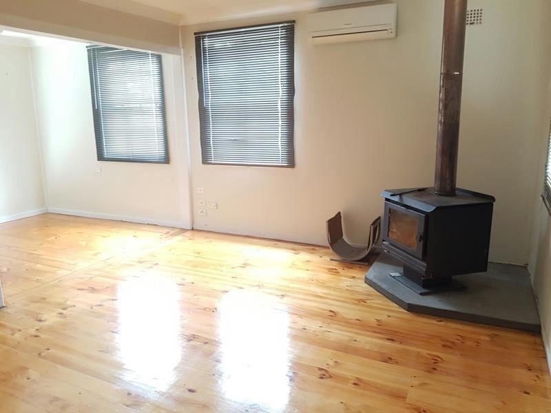 52 Carrington Circuit, Leumeah NSW 2560