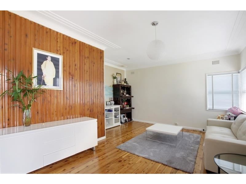 3 Lawson Street, Campbelltown NSW 2560