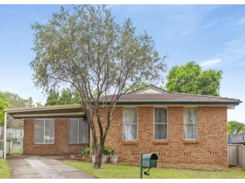 48 Semillon Crescent, Eagle Vale NSW 2558