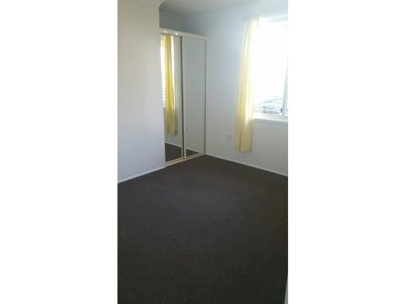 48 Semillon Crescent, Eagle Vale NSW 2558