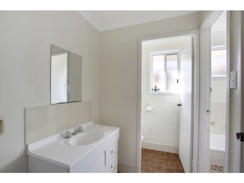 95 Potaroo Avenue, St Helens Park NSW 2560