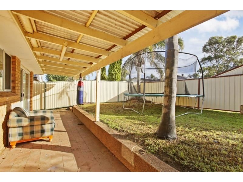 95 Potaroo Avenue, St Helens Park NSW 2560