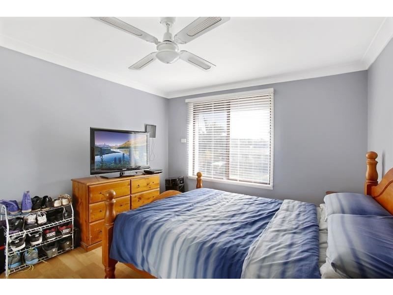 7 BAUXITE PLACE, Eagle Vale NSW 2558