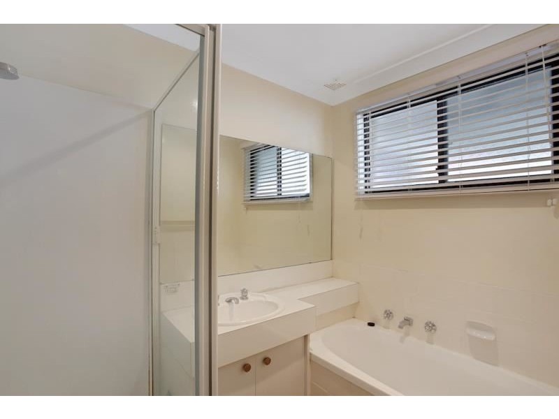 7 BAUXITE PLACE, Eagle Vale NSW 2558