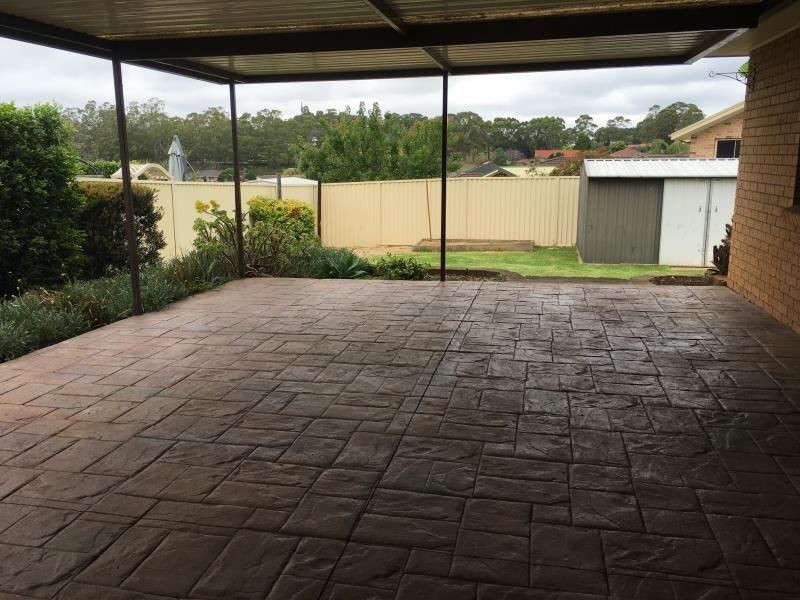 3 Donalbain Circuit, Rosemeadow NSW 2560