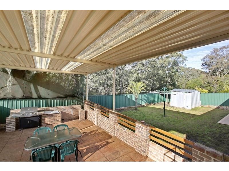 24 Greenoaks Avenue, Bradbury NSW 2560