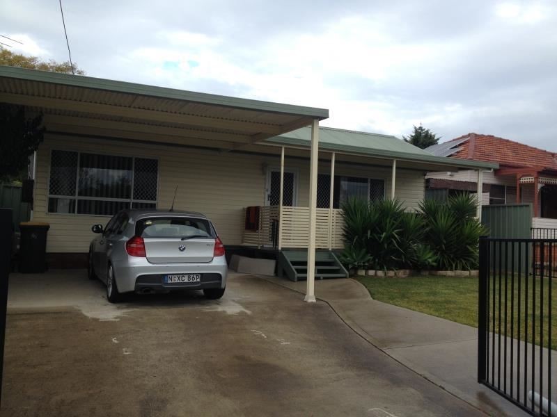 14 Phyllis Street, Minto NSW 2566