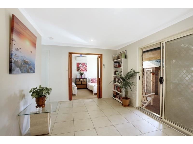 322 COPPERFIELD DRIVE, Rosemeadow NSW 2560