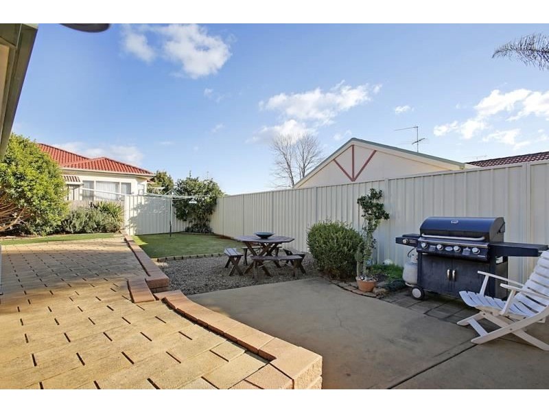 322 COPPERFIELD DRIVE, Rosemeadow NSW 2560