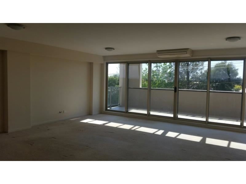 14/17 Warby Street, Campbelltown NSW 2560