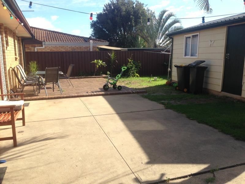 5 MONA VALE PLACE, Woodbine NSW 2560