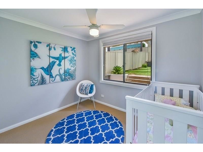 16 Edinburgh Crescent, St Andrews NSW 2566