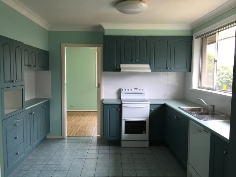 24 Raymond Avenue, Campbelltown NSW 2560