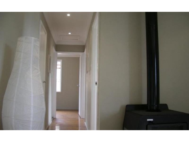 37 Queenscliff Drive, Woodbine NSW 2560