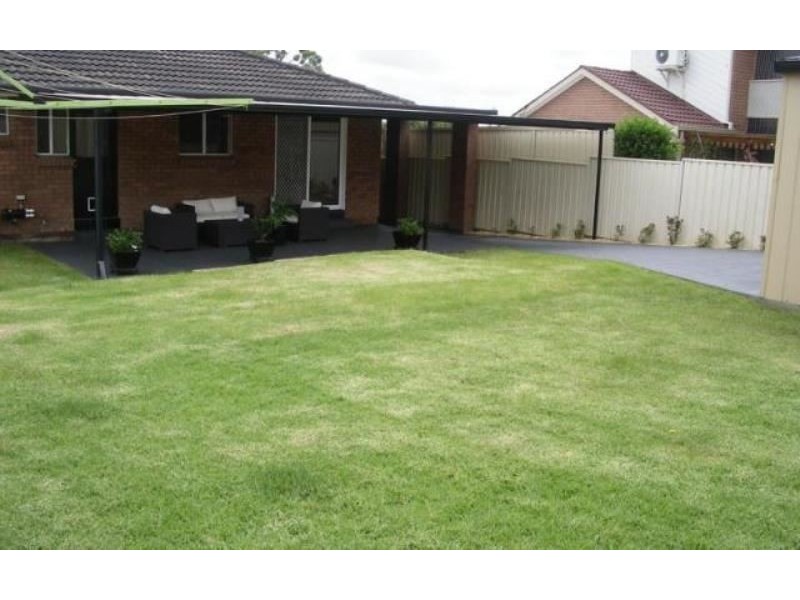 37 Queenscliff Drive, Woodbine NSW 2560