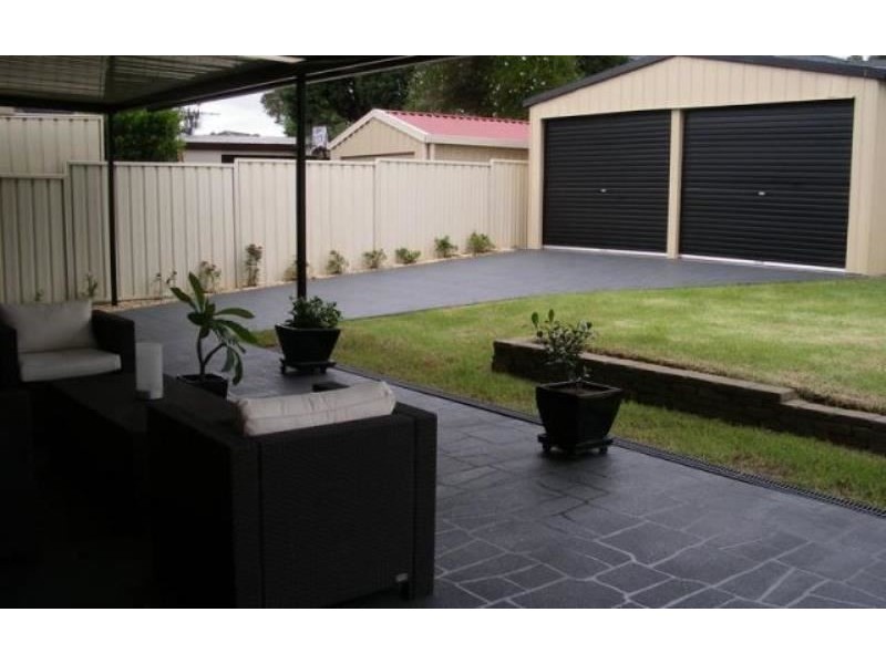 37 Queenscliff Drive, Woodbine NSW 2560