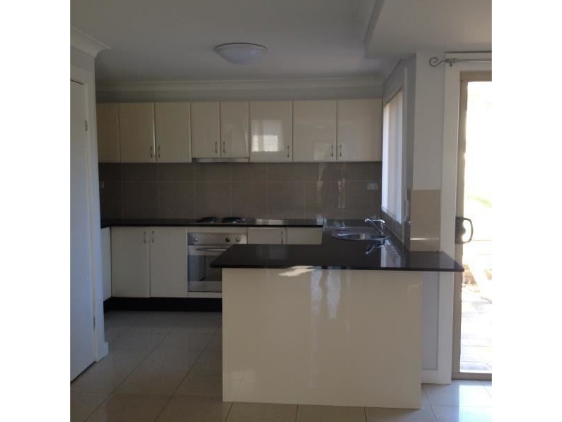 25 WESTMORELAND ROAD, Leumeah NSW 2560