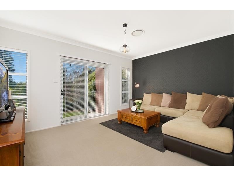 10 Hidcote Road, Campbelltown NSW 2560