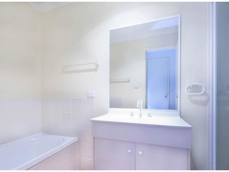 27A FULLERTON CIRCUIT, St Helens Park NSW 2560