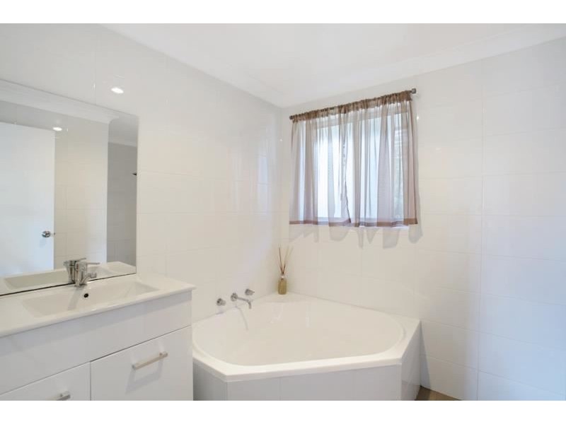 1/168-170 Cumberland Road, Ingleburn NSW 2565