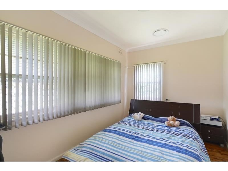 24 CHAMBERLAIN STREET, Campbelltown NSW 2560