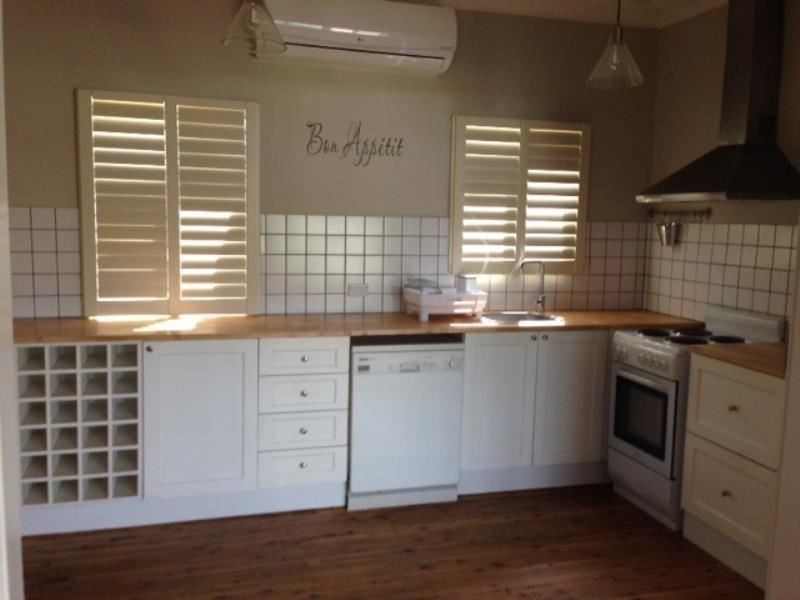 4 LAWSON STREET, Campbelltown NSW 2560