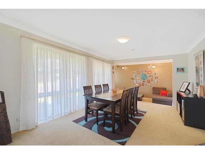 28 TANDARA AVENUE, Bradbury NSW 2560