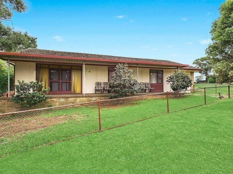 1 TABER STREET, Menangle Park NSW 2563