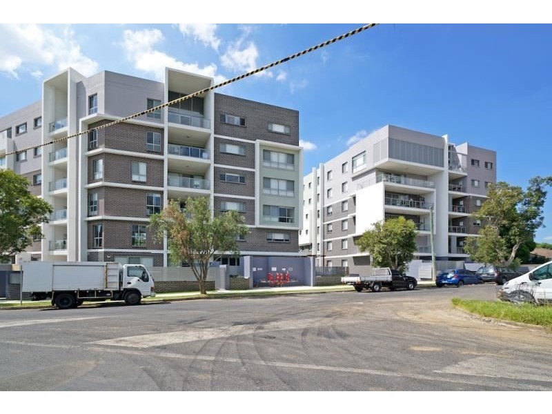 36/12-20 Tyler Street, Campbelltown NSW 2560