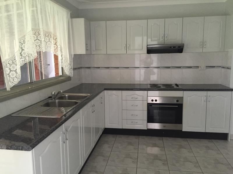 5 Murray Street, Campbelltown NSW 2560