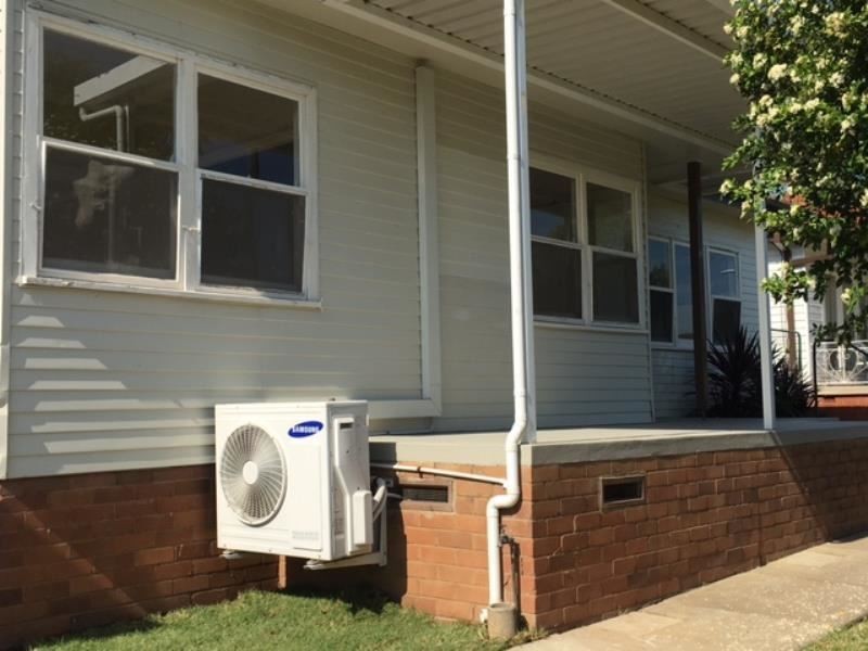 30 Bocking Avenue, Campbelltown NSW 2560