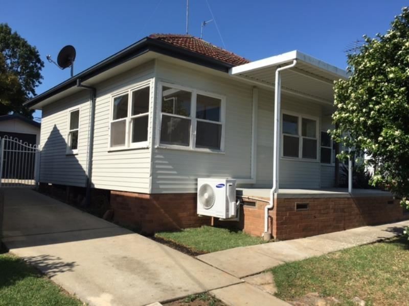 30 Bocking Avenue, Campbelltown NSW 2560