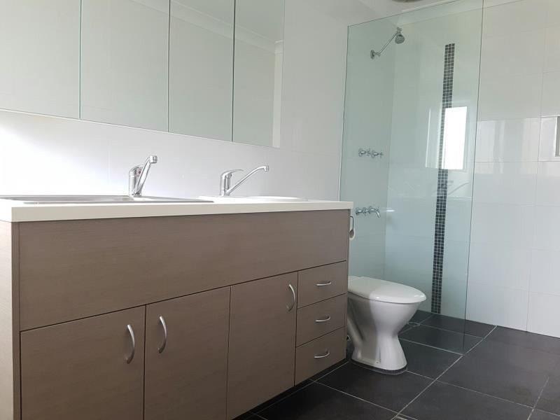 75A Lithgow Street, Campbelltown NSW 2560