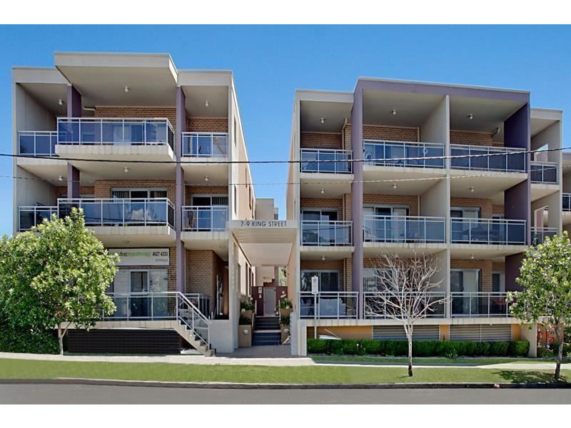 8/7-9 KING STREET, Campbelltown NSW 2560