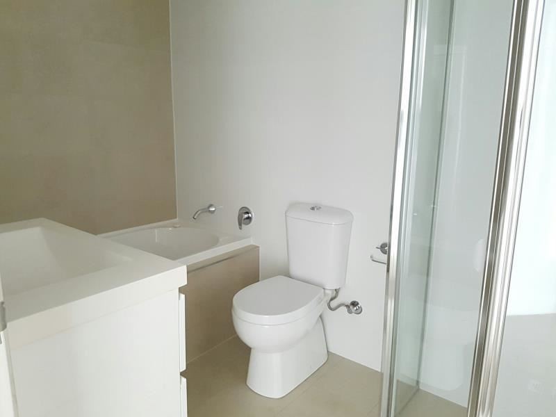 32/41 Santana Road, Campbelltown NSW 2560