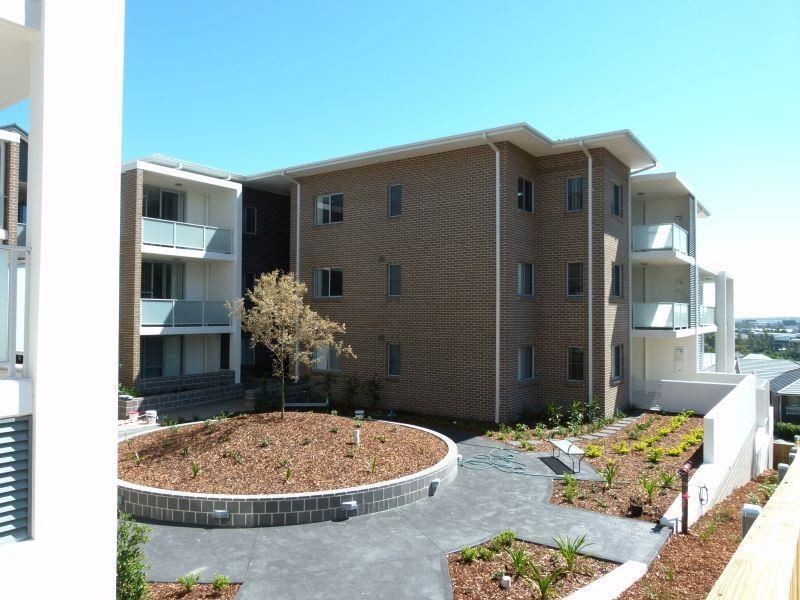 32/41 Santana Road, Campbelltown NSW 2560