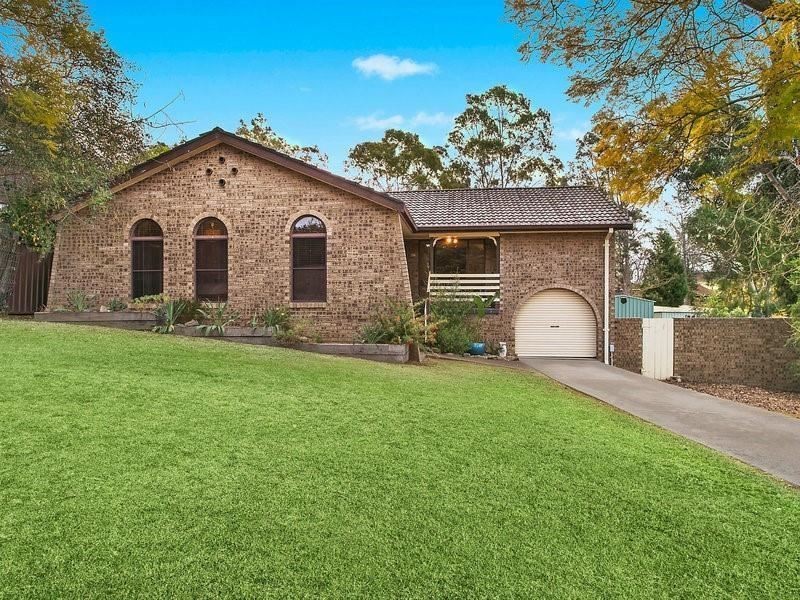 27 KAPALA AVENUE, Bradbury NSW 2560